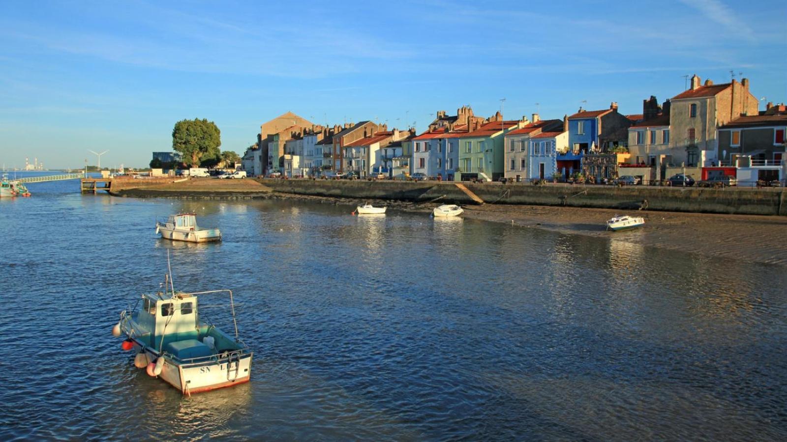 Le Nid Du Heron, Gite Urbain Avec Piscine Chauffee Villa Nantes Buitenkant foto